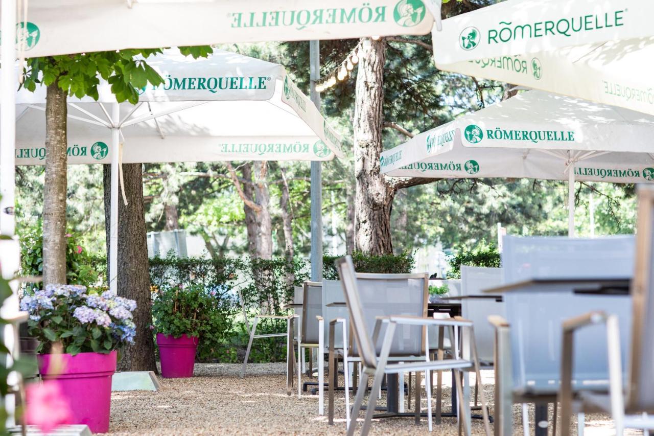 Hotel Bergwirt Schoenbrunn ウィーン エクステリア 写真