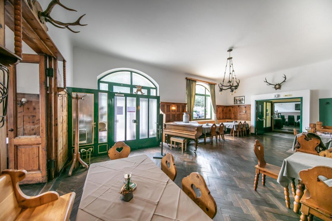 Hotel Bergwirt Schoenbrunn ウィーン エクステリア 写真