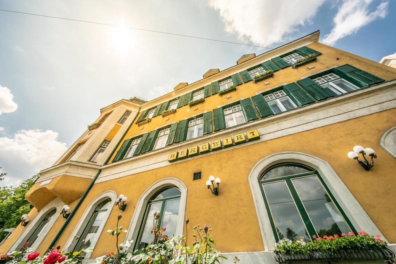 Hotel Bergwirt Schoenbrunn ウィーン エクステリア 写真