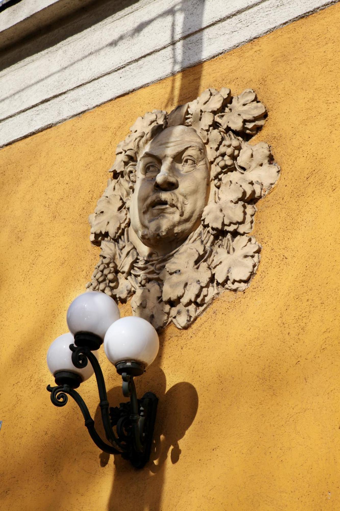 Hotel Bergwirt Schoenbrunn ウィーン エクステリア 写真