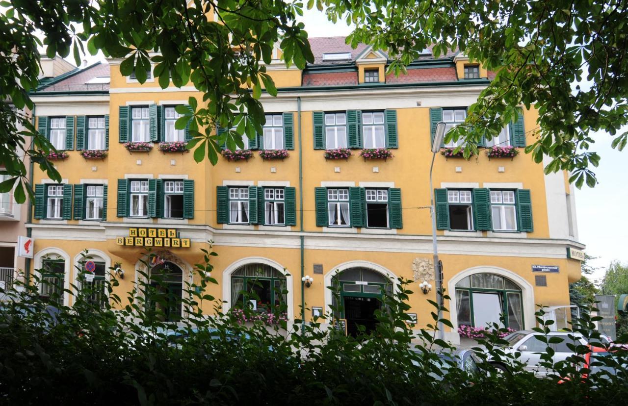 Hotel Bergwirt Schonbrunn ウィーン エクステリア 写真